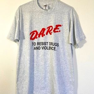Vintage DARE T Shirt Graphic Print 90’s Tee Gray Oversized Size Large